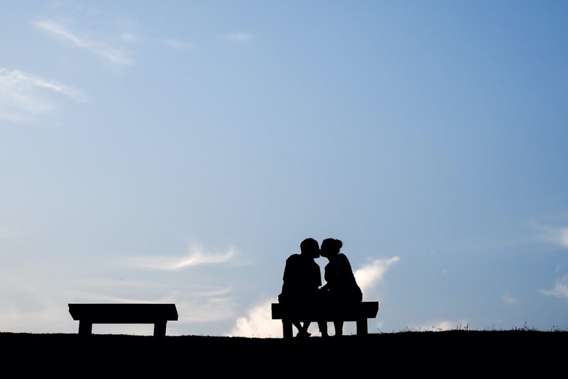 Oudere single mannen en vrouwen ontmoeten, 10 manieren